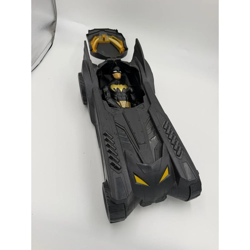 Spin Master DC Batman Bat-Tech Batmobile w/ 12
